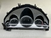 Geschwindigkeitsmesser Cockpit