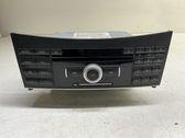 Radio / CD-Player / DVD-Player / Navigation