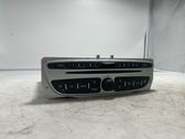 Radio / CD-Player / DVD-Player / Navigation