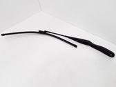 Windshield/front glass wiper blade