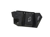 Front bumper mounting bracket