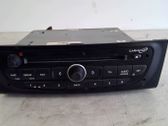 Radio / CD-Player / DVD-Player / Navigation