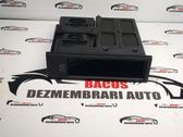 Head unit multimedia control