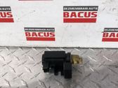 Vacuum valve