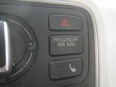 Botón interruptor de luz de peligro