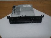 Radio / CD-Player / DVD-Player / Navigation