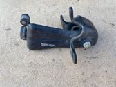 Sliding door middle roller runner