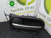 Manecilla interna puerta delantera
