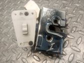 Cerradura de puerta trasera