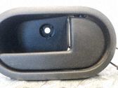 Manecilla interna puerta delantera