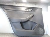 Moldura del tarjetero de la puerta trasera