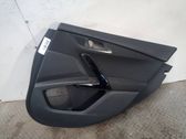 Moldura del tarjetero de la puerta trasera