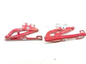 Engine bonnet/hood hinges