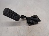 Accelerator throttle pedal