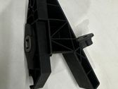 Headlight/headlamp mounting bracket
