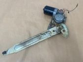 Front door manual window regulator
