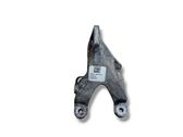 Engine mounting bracket