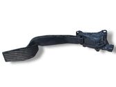 Accelerator throttle pedal