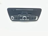 Radio / CD-Player / DVD-Player / Navigation