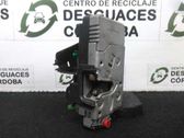 Cerradura de puerta trasera