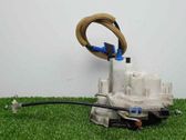 Cerradura de puerta delantera