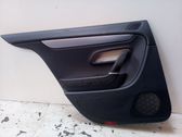 Moldura del tarjetero de la puerta trasera