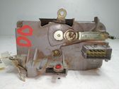Cerradura de puerta delantera
