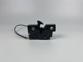 Engine bonnet/hood lock/catch