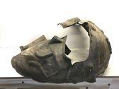 Front wheel arch liner splash guards