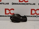 Manecilla interna puerta delantera