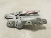Engine bonnet/hood hinges
