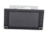 Radio / CD-Player / DVD-Player / Navigation