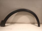 Garniture pour voûte de roue avant