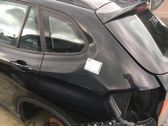 Panel lateral trasero