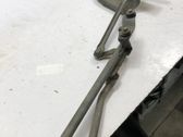 Tringlerie et moteur d'essuie-glace avant