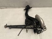 Rear wheel hub spindle/knuckle