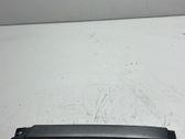 Moldura inferior de faro delantero/faro principal