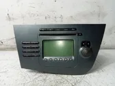 Radio/CD/DVD/GPS-pääyksikkö