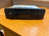 Radio/CD/DVD/GPS-pääyksikkö