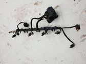 Fuel injector wires