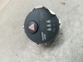 Botón interruptor de luz de peligro