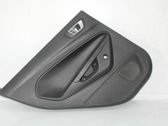 Moldura del tarjetero de la puerta trasera