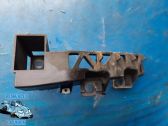 Headlight/headlamp mounting bracket