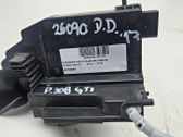 Cerradura de puerta delantera