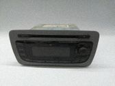 Radio / CD-Player / DVD-Player / Navigation