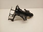 Headlight/headlamp mounting bracket