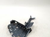 Fender mounting bracket