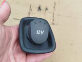Enchufe de 12V (trasero)