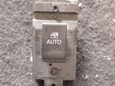 Quarter vent window switch