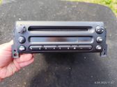 Radio/CD/DVD/GPS-pääyksikkö